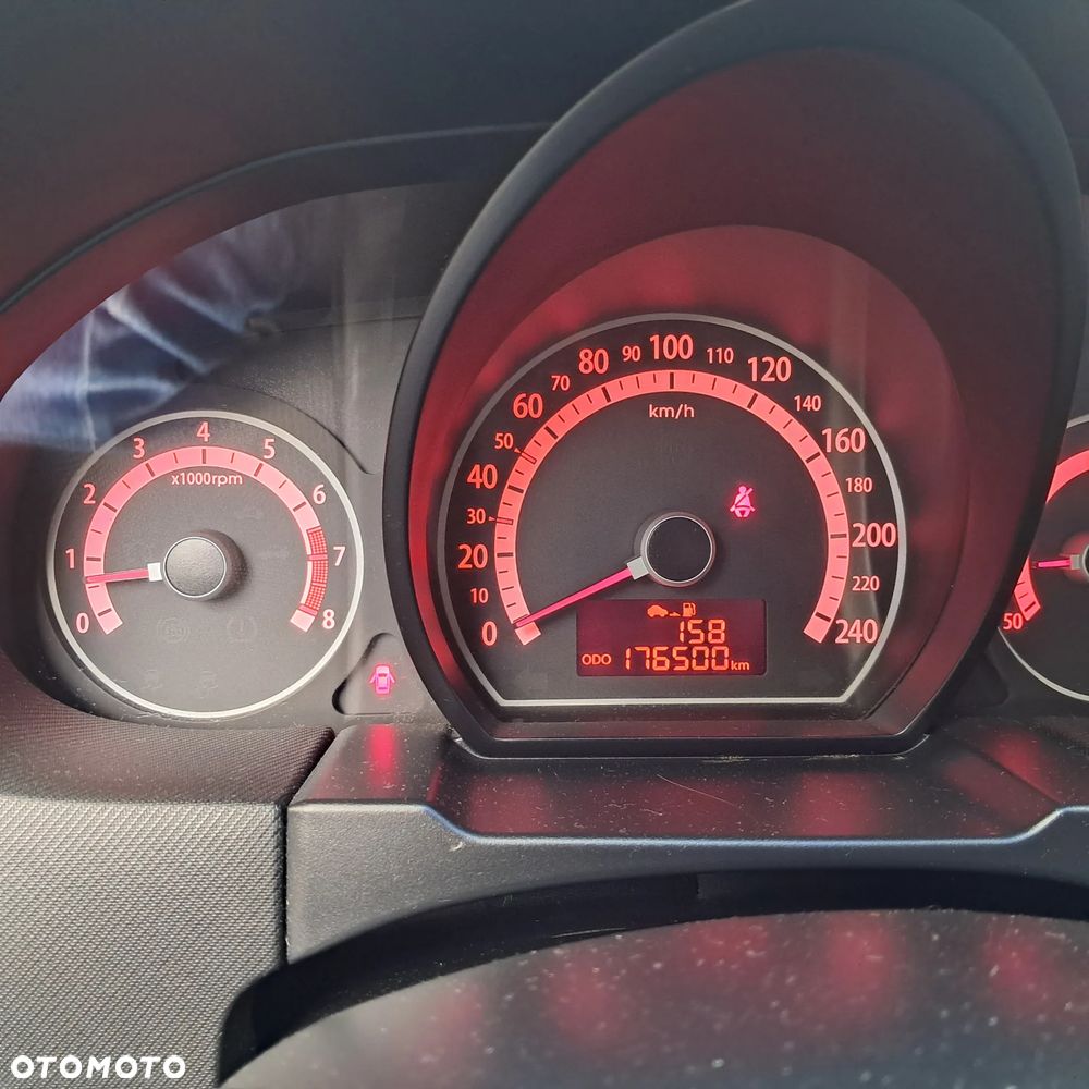 Kia Ceed - 9