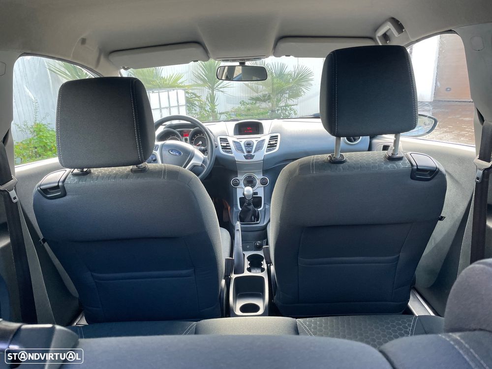 Ford Fiesta 1.25 Titanium - 13