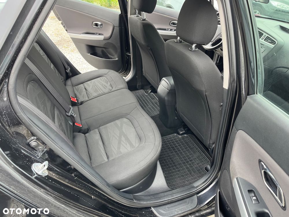 Kia Ceed 1.6 GDI M - 13