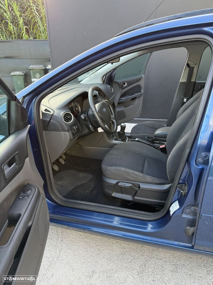 Ford Focus SW 1.6 TDCi Trend - 9