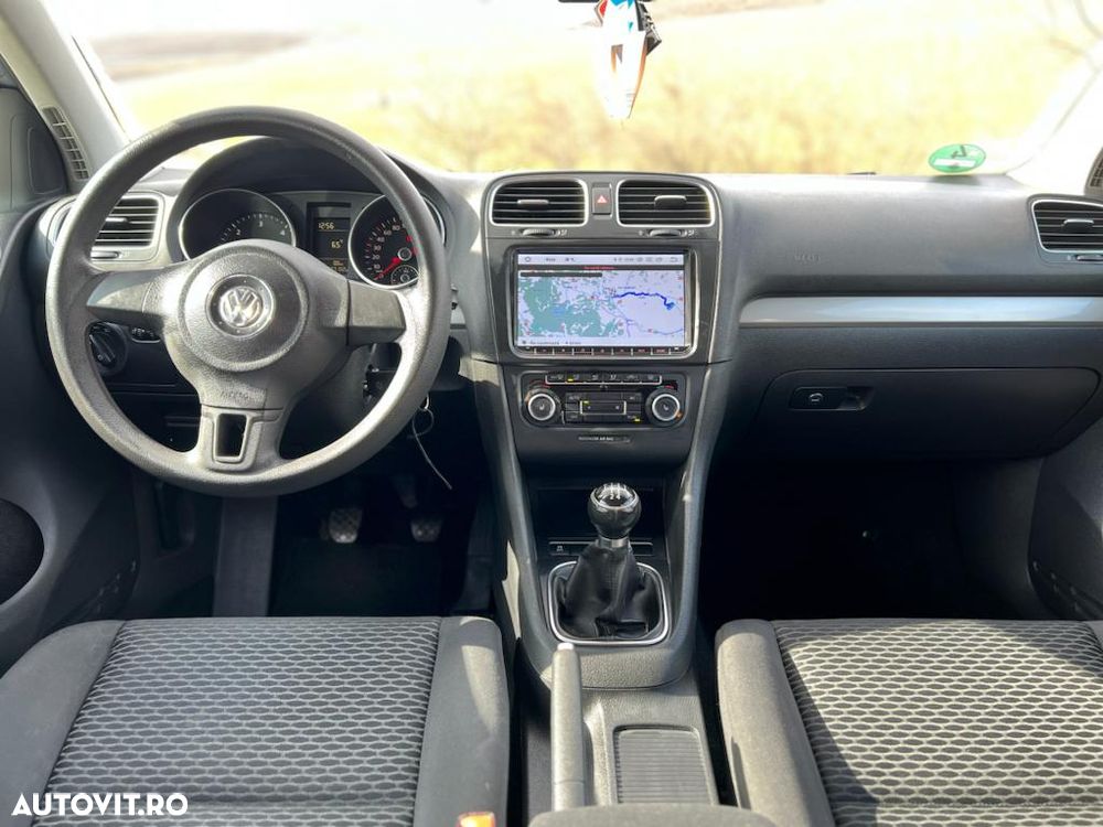 Volkswagen Golf 1.6 TDI DPF Style - 12