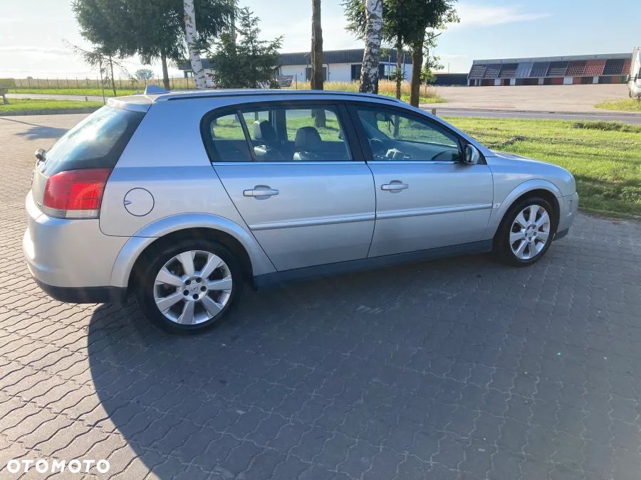 Opel Signum 2.0 T - 8