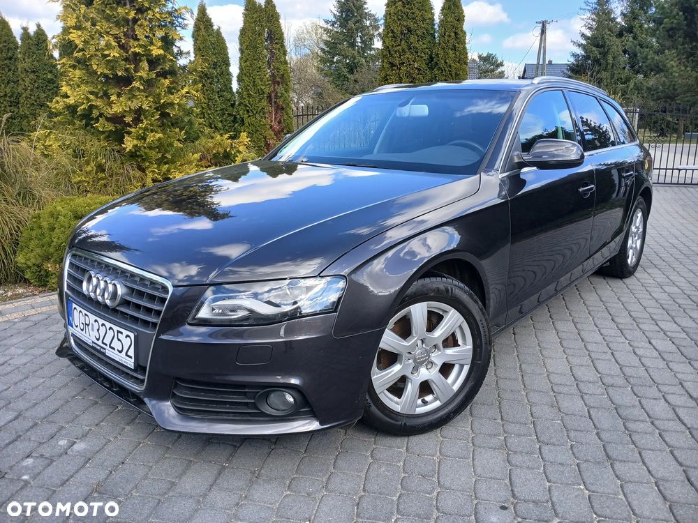 Audi A4 Avant - 1