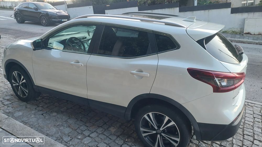 Nissan Qashqai 1.5 dCi DCT ACENTA - 3