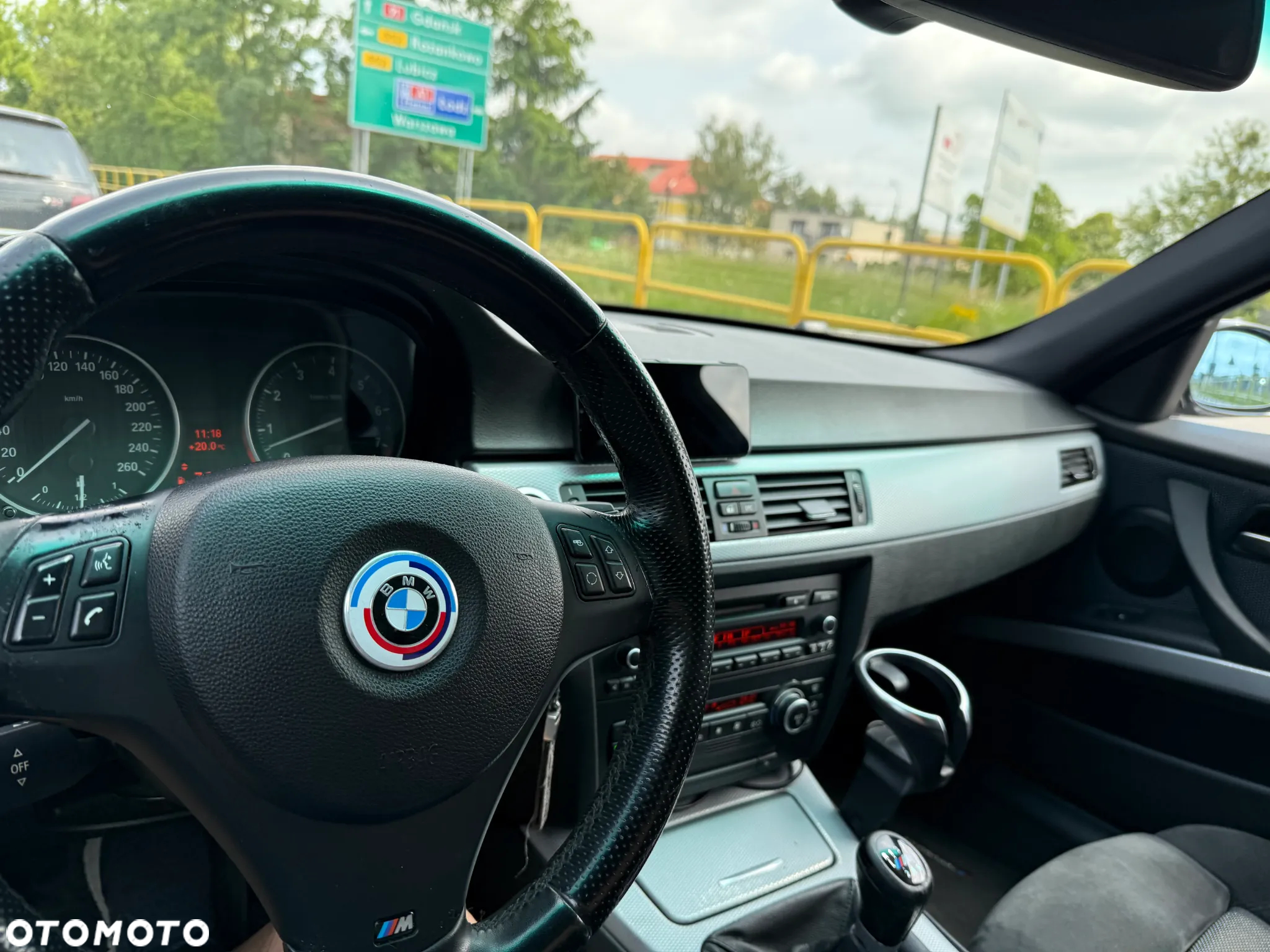 BMW Seria 3 325i - 17
