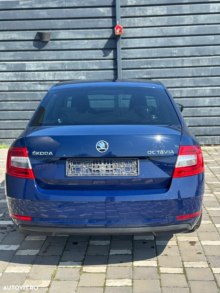 SKODA Octavia 2017 — imagine 14