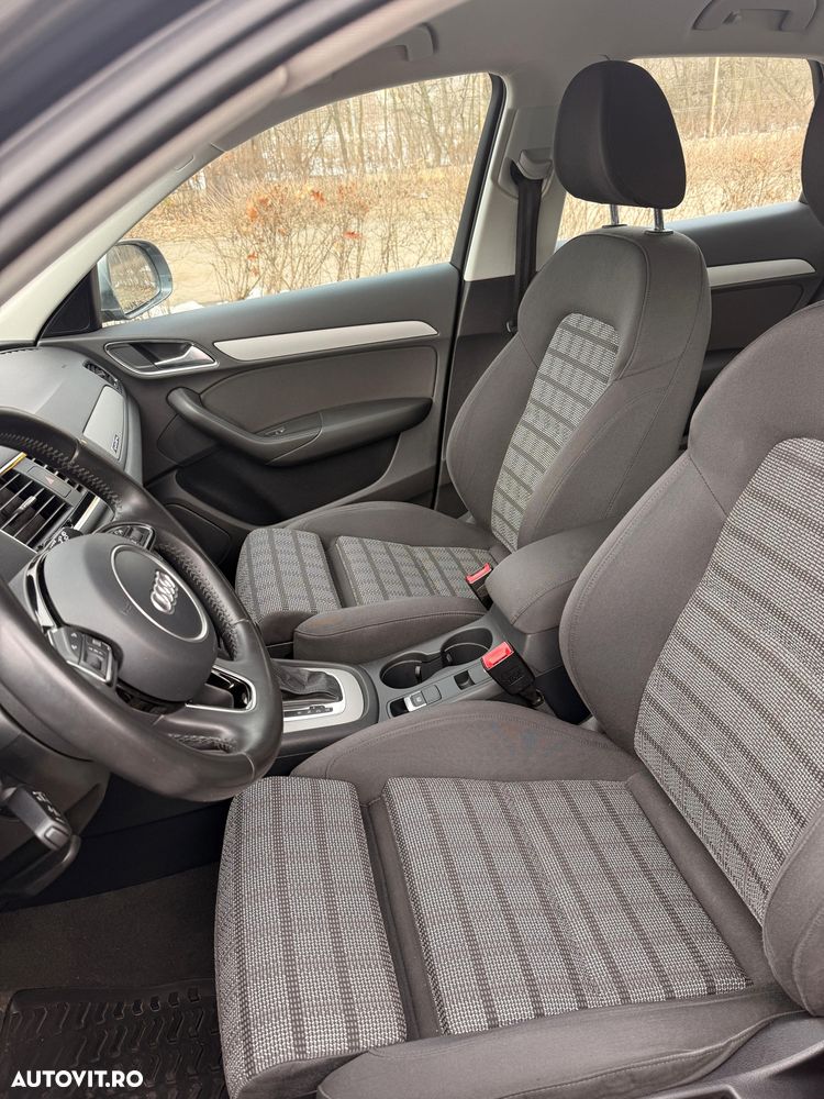 Audi Q3 2.0 TDI Quattro S tronic sport - 10