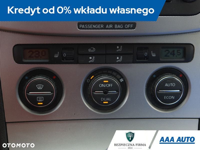 Volkswagen Passat Variant - 14