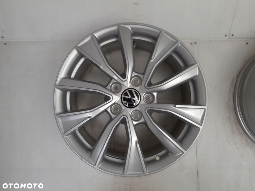 Felgi aluminiowe Volkswagen OE 7T0601025E 7.5" x 18" 5x120 ET60 - 2
