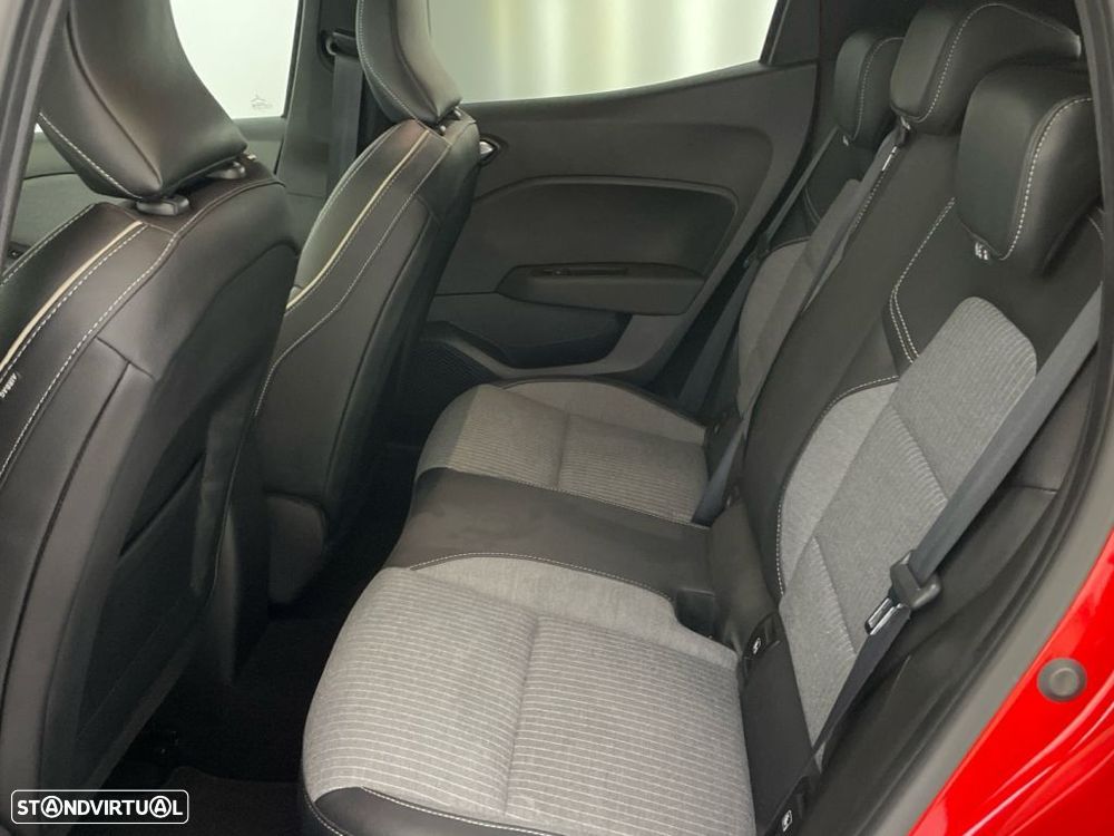 Renault Clio 1.0 TCe Techno — fotografia 12