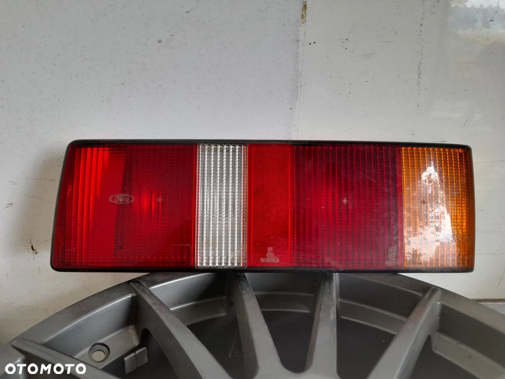 Lampa prawy tył Ford Escort MK4 Ford OE 86AG13A602 - 1
