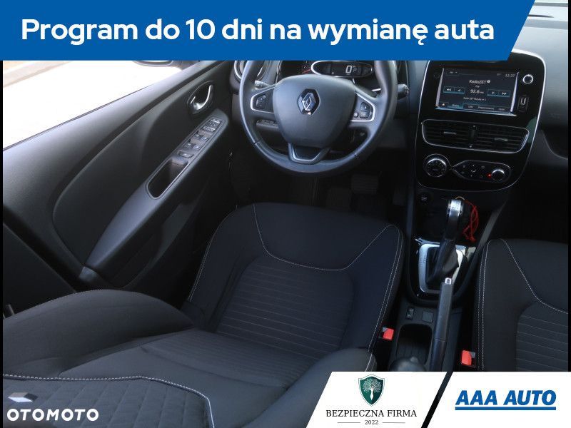 Renault Clio - 8