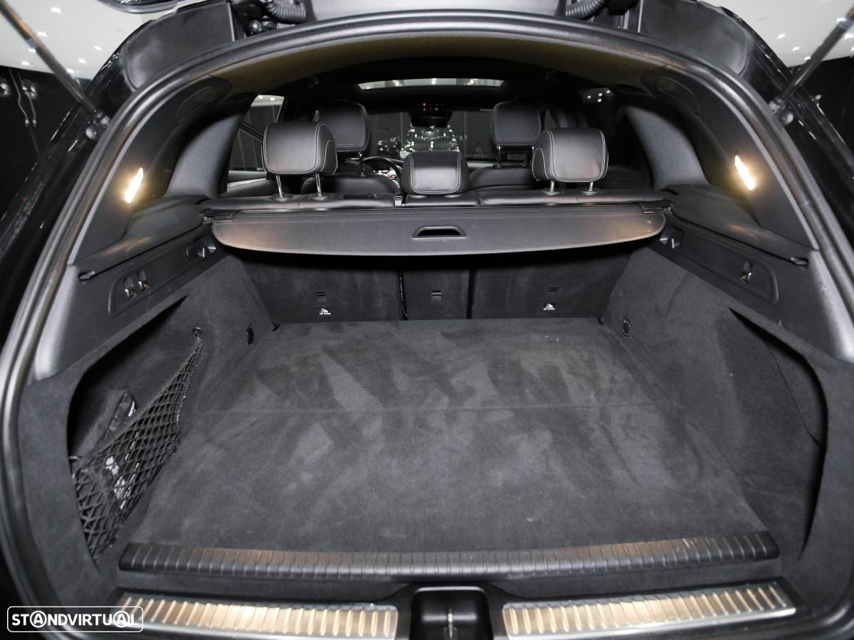 Mercedes-Benz GLC 300 e 4Matic - 12