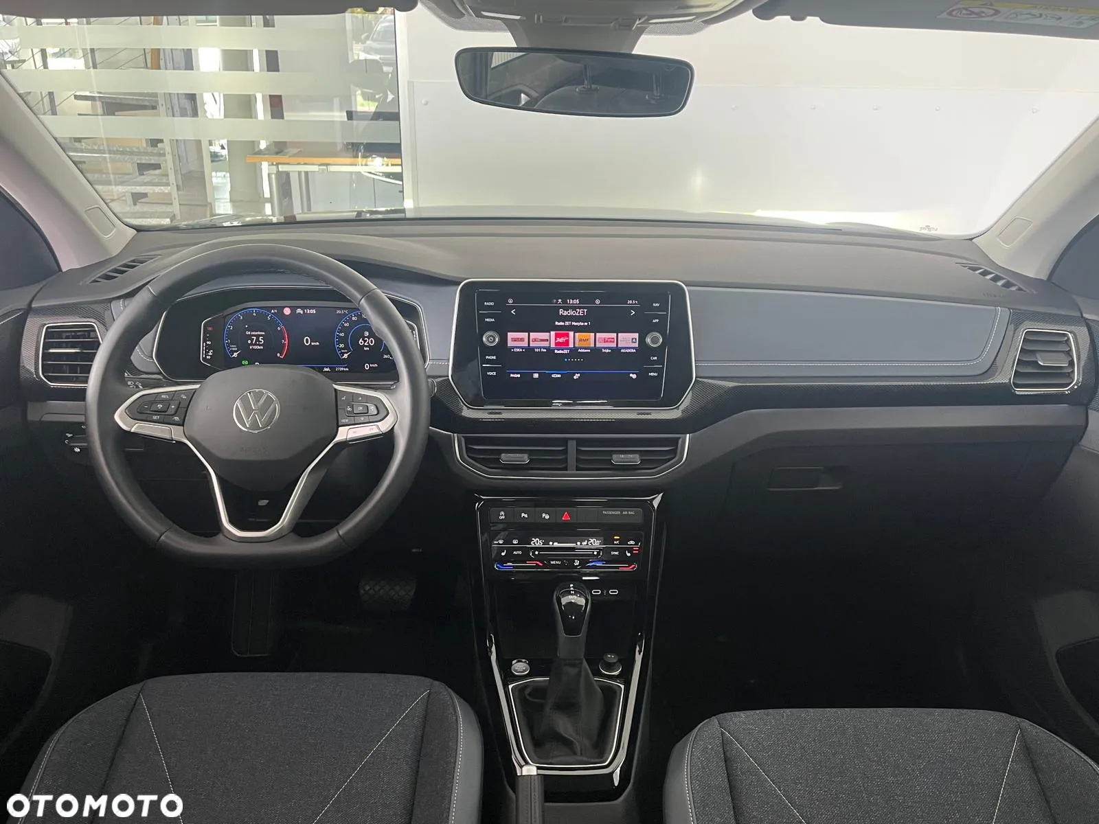 Volkswagen T-Cross 1.0 TSI Style DSG - 18