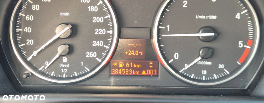 BMW Seria 3 320d - 24