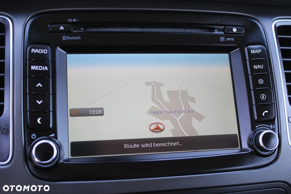 Kia Carens 1.7 CRDi 115 Dream Team Edition - 31