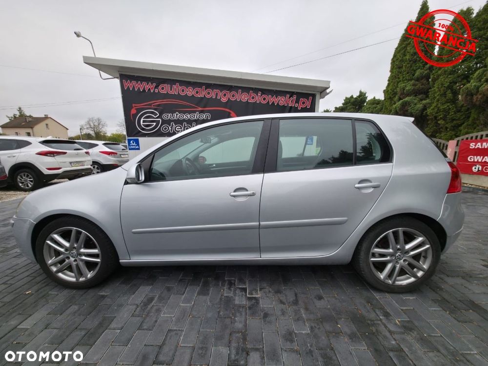 Volkswagen Golf - 5