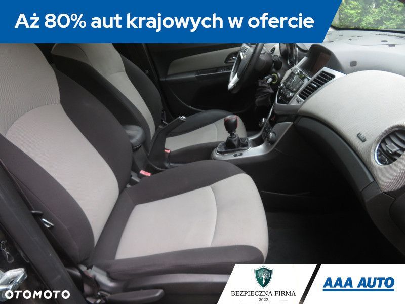 Chevrolet Cruze - 11