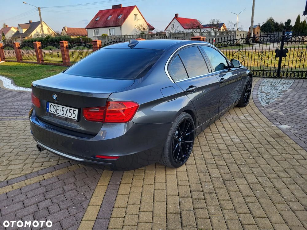 BMW Seria 3 328i Modern Line - 14