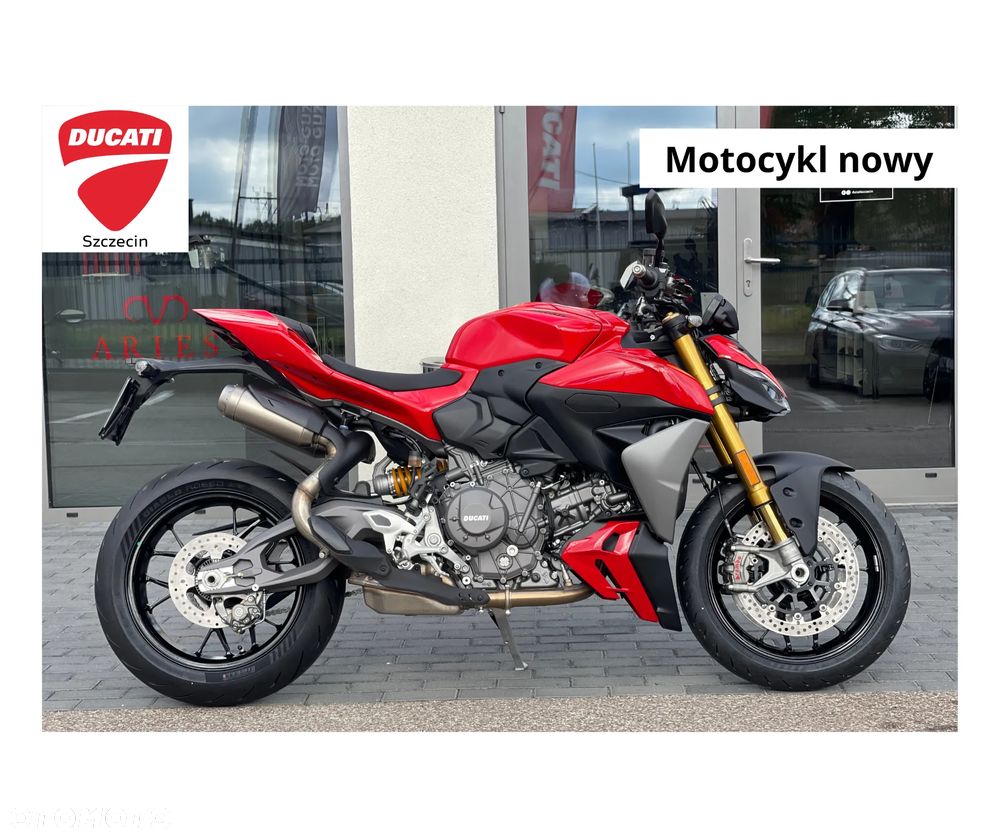 Ducati Streetfighter V2 - 1