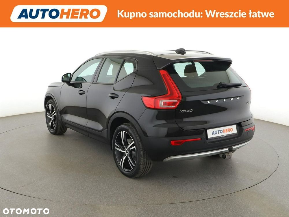Volvo XC 40 D4 AWD Momentum Pro - 5