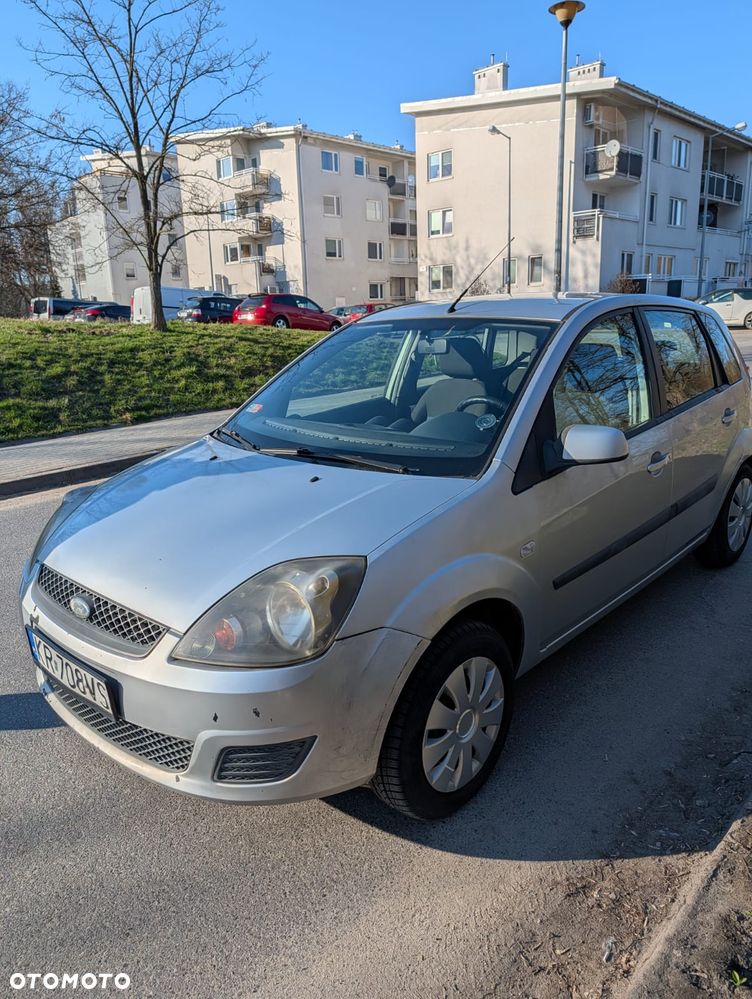 Ford Fiesta 1.4 Ghia - 6