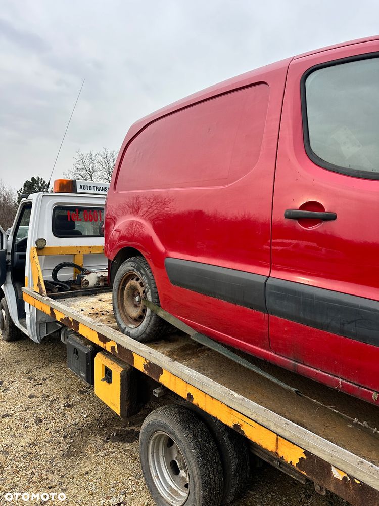 Berlingo partner błotnik tylny lewy prawy