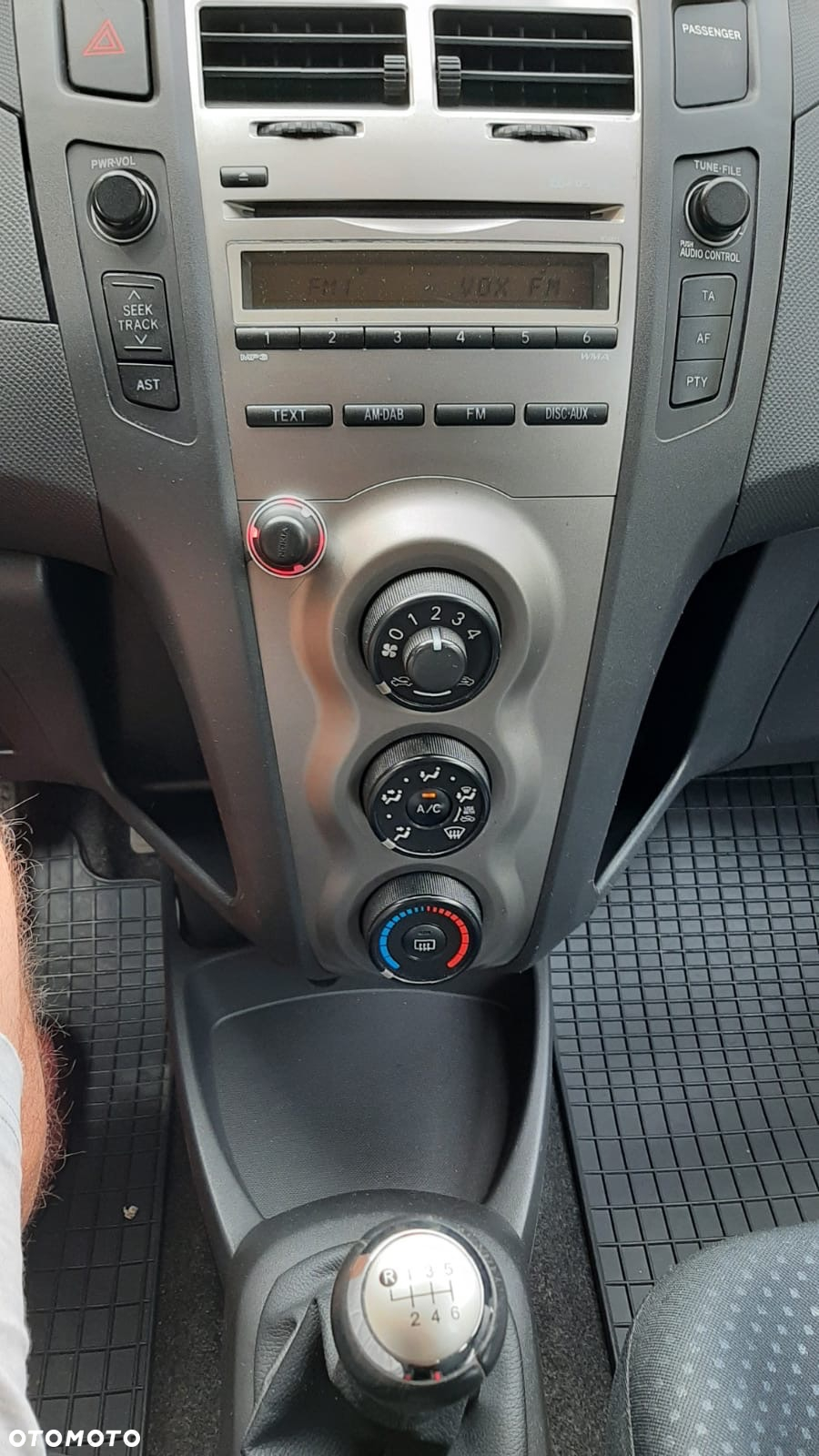 Toyota Yaris 1.33 2010 - 24