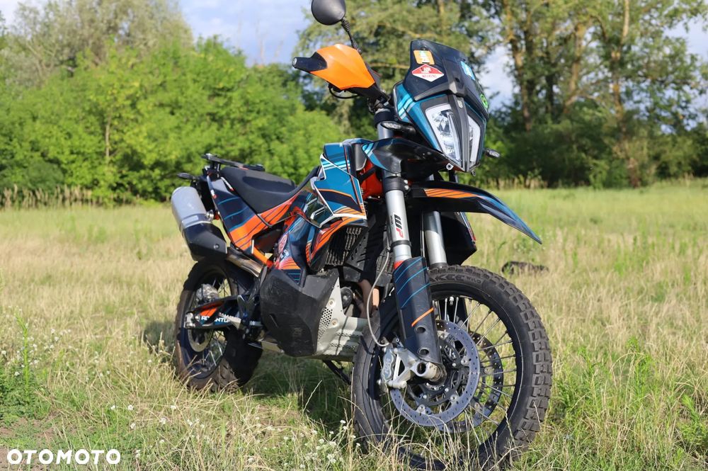 KTM Adventure 790 - 1