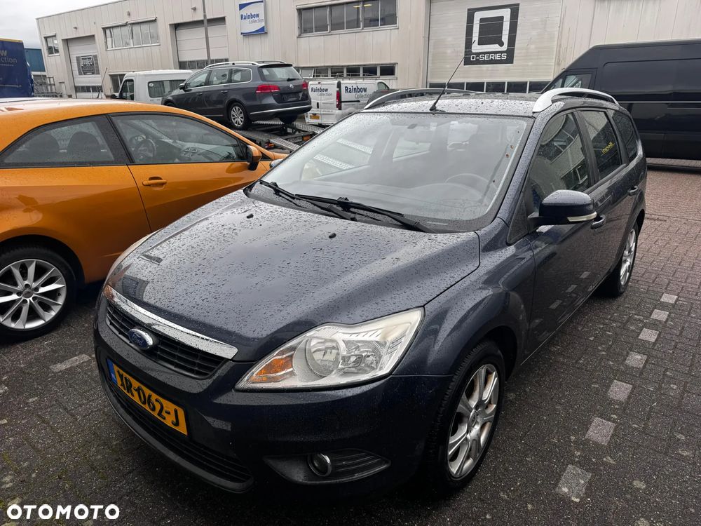 Ford Focus 1.6 16V Viva I - 2