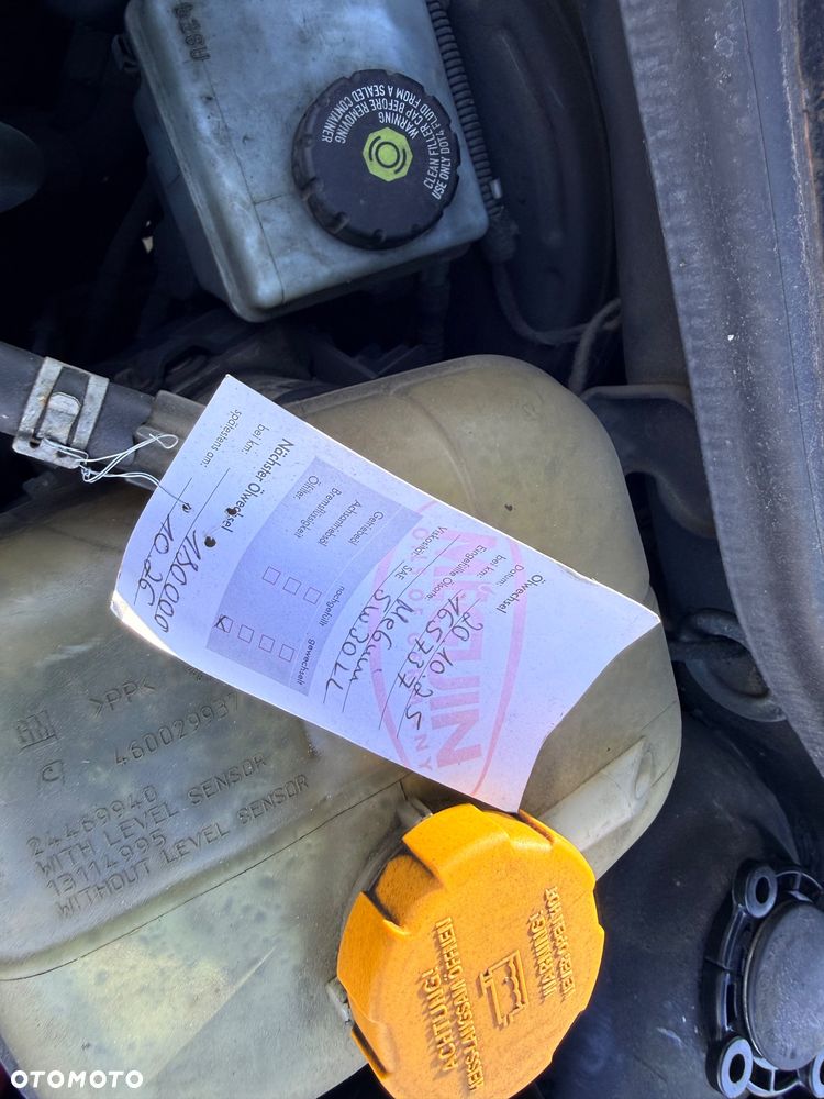 Opel Astra 1.6 Edition 111 Jahre - 32