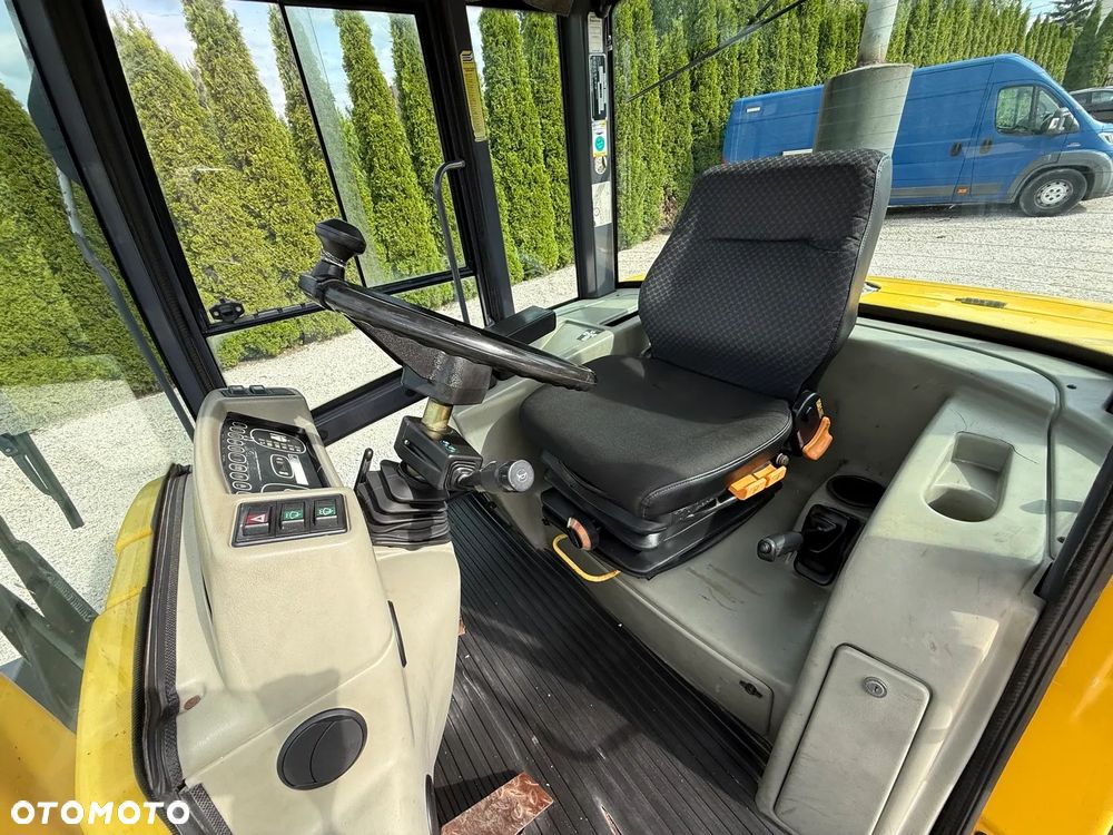 Komatsu Komatsu WA 65 - 3 / PIĘKNA / ZADBANA / CENA BRUTTO / SPROWADZONA Z NIEMIEC / ORYGINAŁ / MAŁE GABARYTY / SILNA I ZWINNA / 60 70 M 506 509 L30 L35 906 907 320 318 750 850 - 27