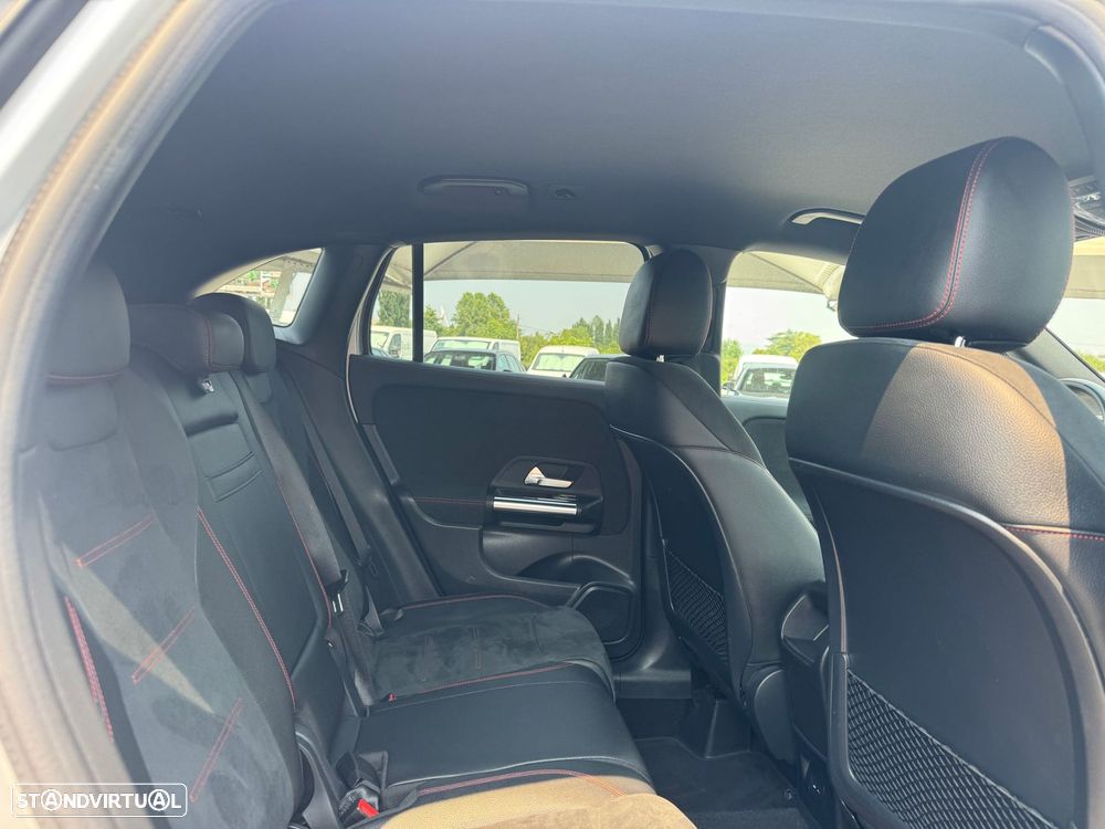Mercedes-Benz GLA 250 e AMG Line - 14