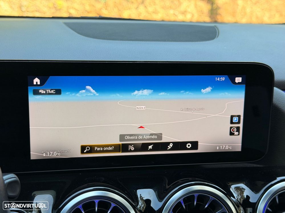 Mercedes-Benz GLA 250 - 24