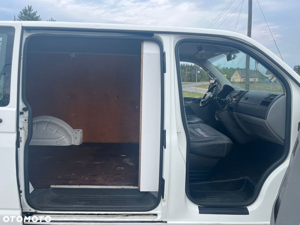 Volkswagen Transporter T5 - 10