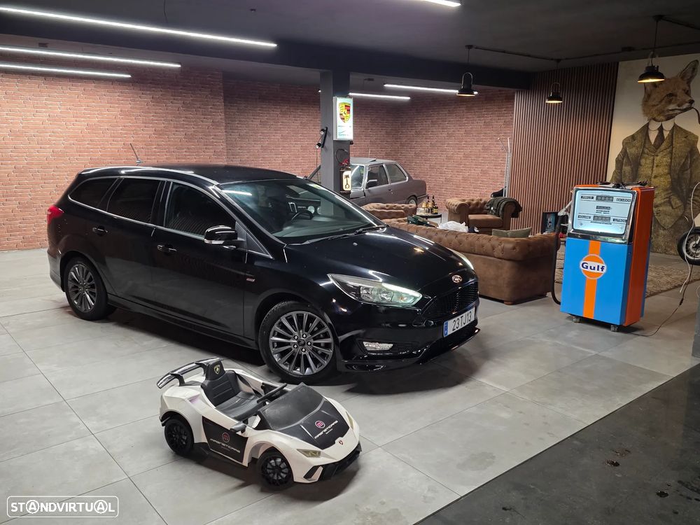 Ford Focus SW 1.5 TDCi ST-Line - 1