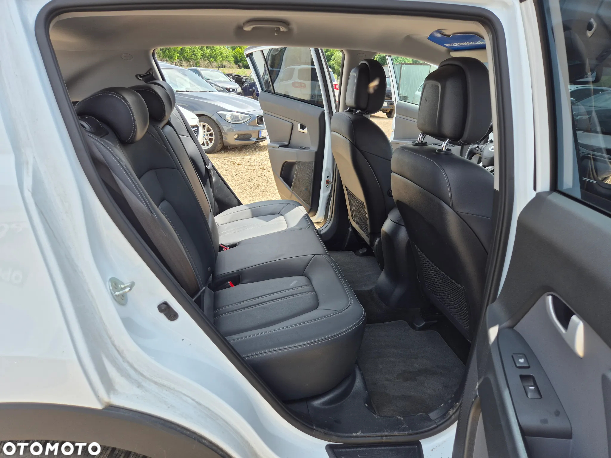 Kia Sportage 2.0 CRDI L AWD - 8