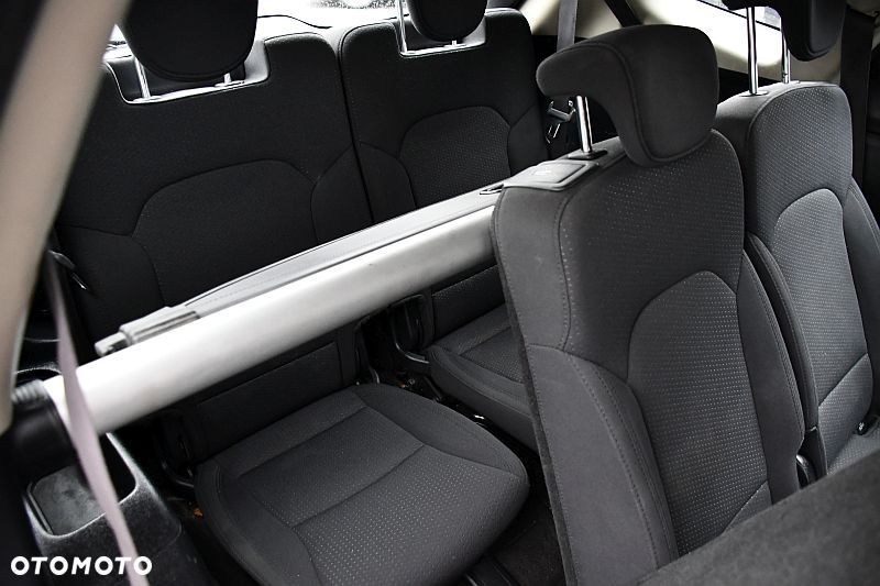 Kia Carens 1.6 GDI XL 7os - 20