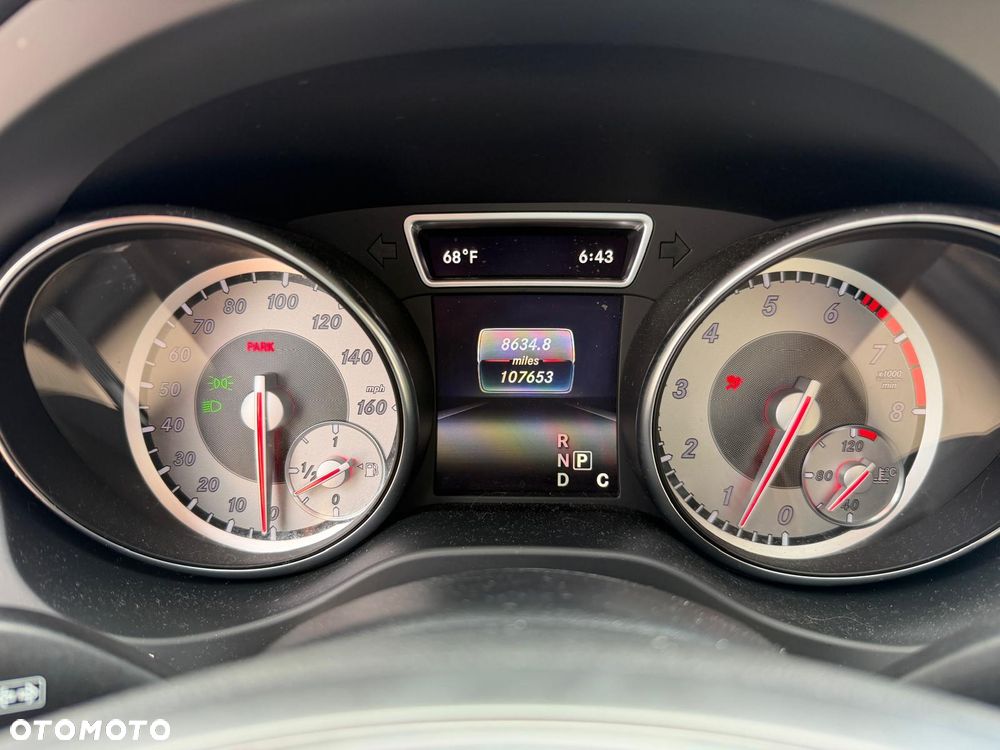 Mercedes-Benz CLA 250 7G-DCT AMG Line - 26