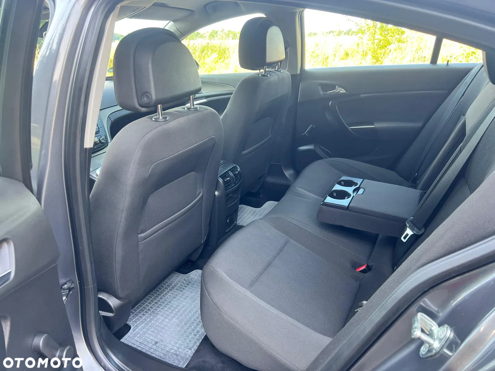 Opel Insignia - 27