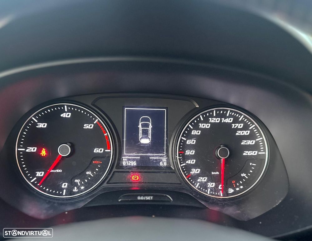 SEAT Leon 1.6 TDI Style DSG S/S - 8