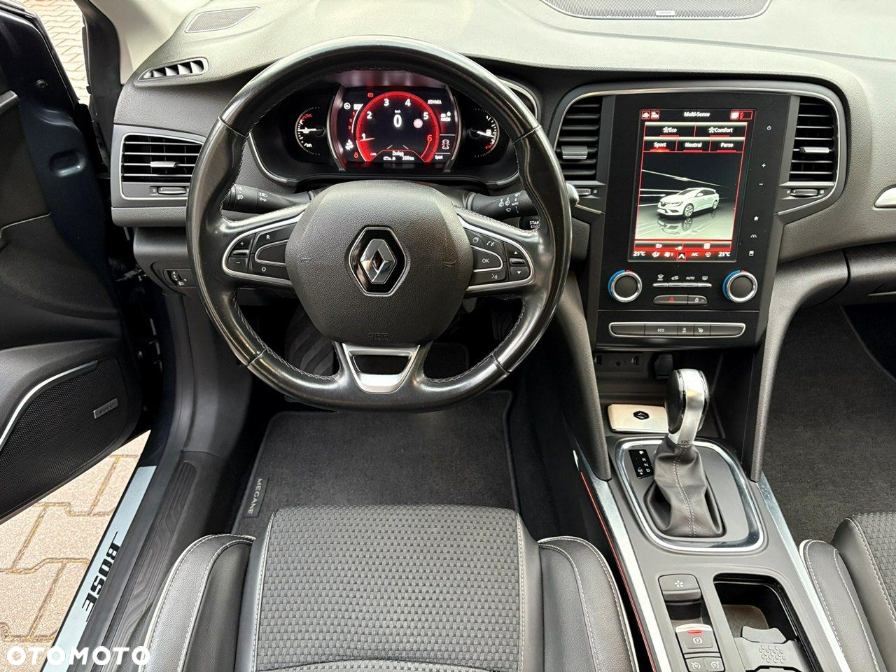 Renault Megane Grandtour ENERGY TCe 140 EDC BOSE EDITION - 18