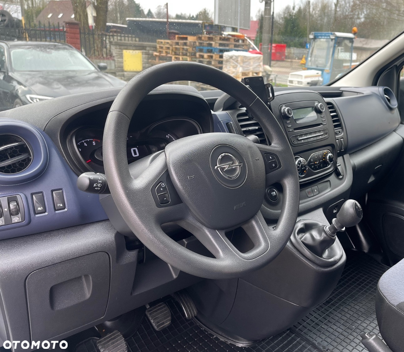 Opel Vivaro - 14