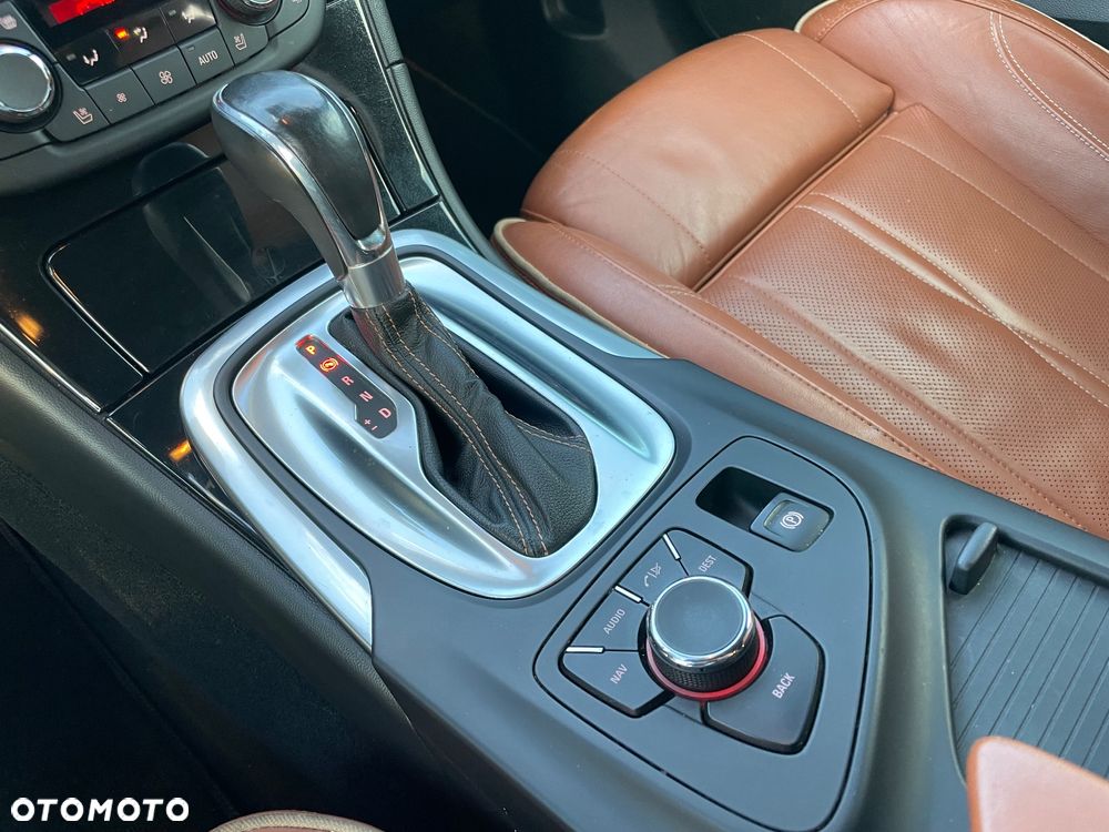 Opel Insignia 2.0 CDTI Sport - 24