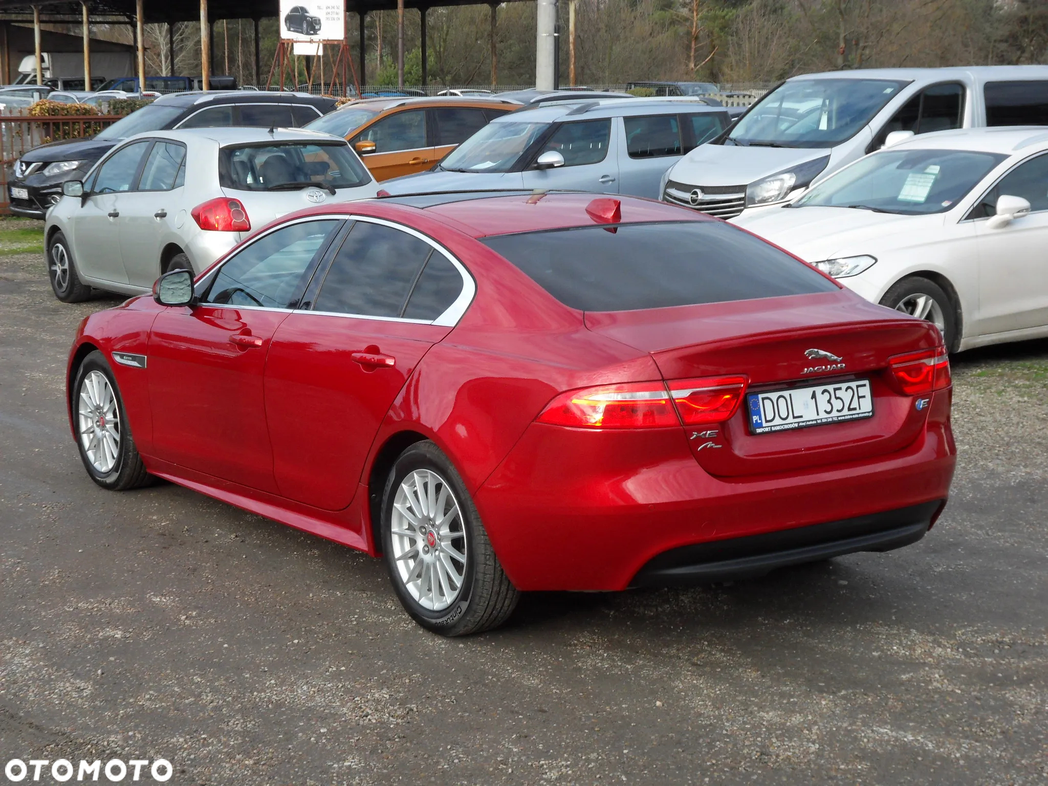 Jaguar XE E-Performance R-Sport - 3