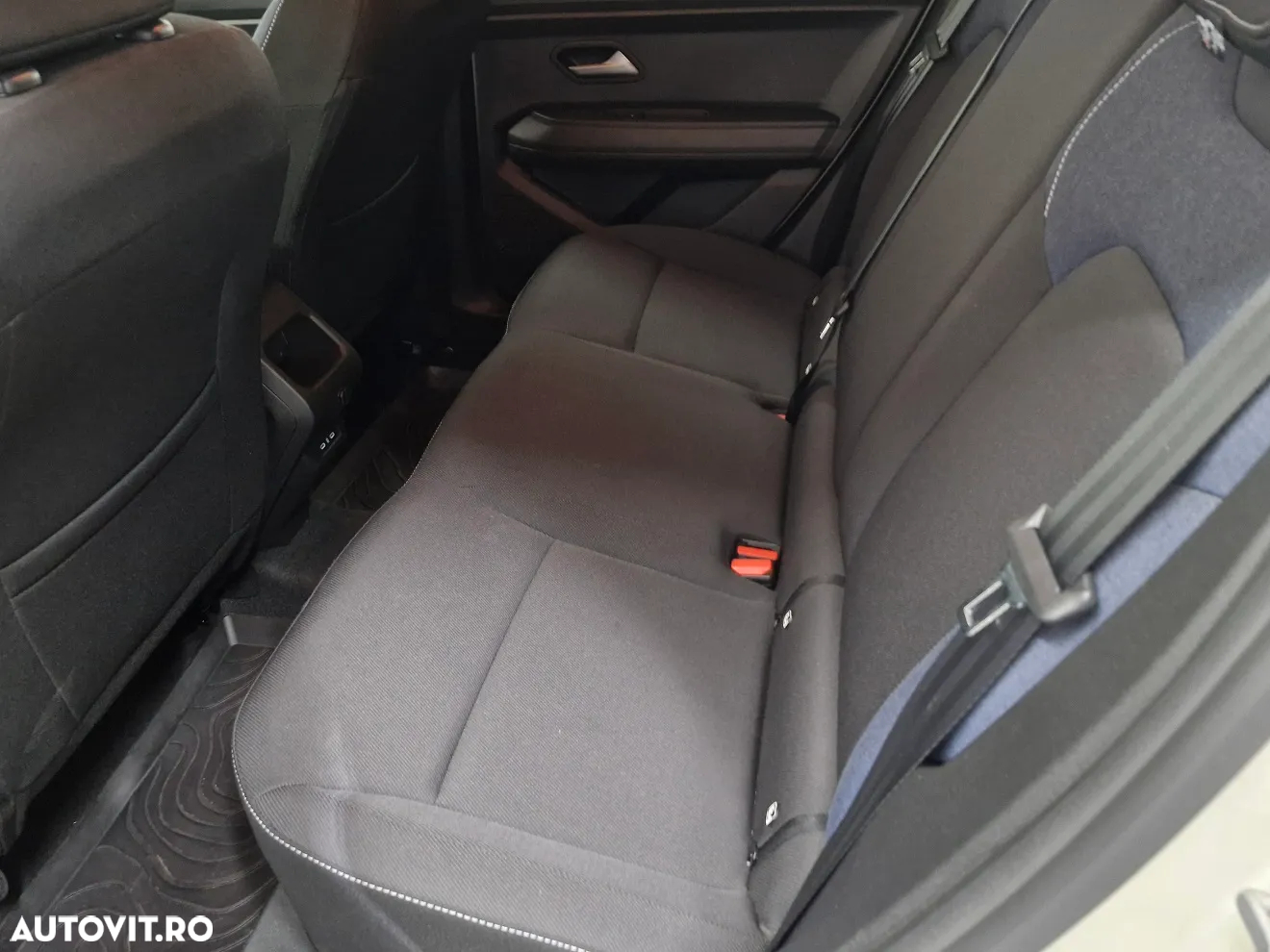 Dacia Duster HEV 140 Extreme - 8