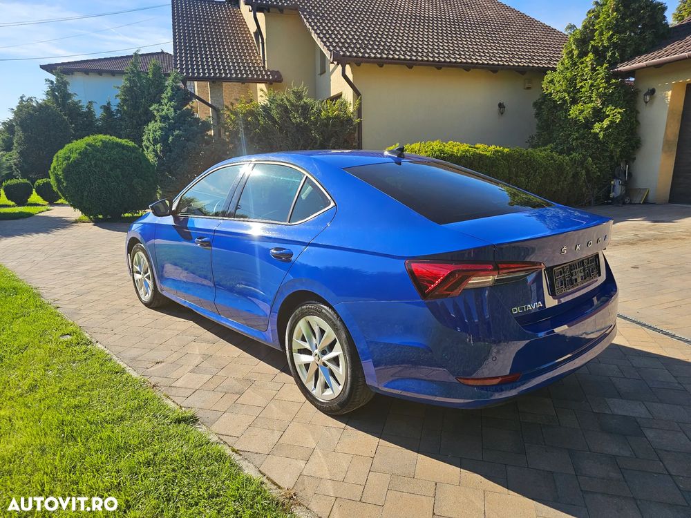 Skoda Octavia 2.0 TDI DSG Ambition - 6