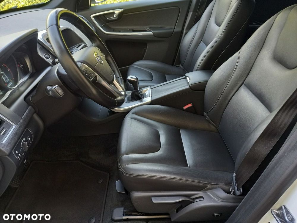 Volvo XC 60 D4 Summum - 33