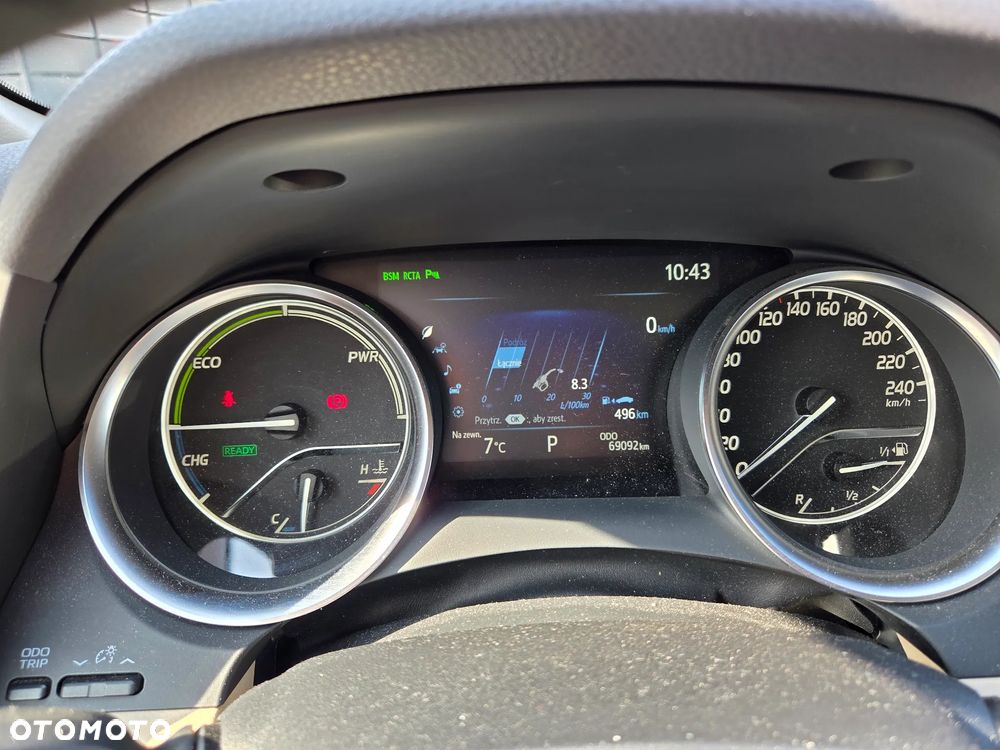 Toyota Camry 2.5 Hybrid Executive CVT - 12