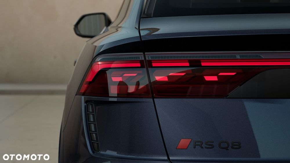 Audi RS Q8 - 7